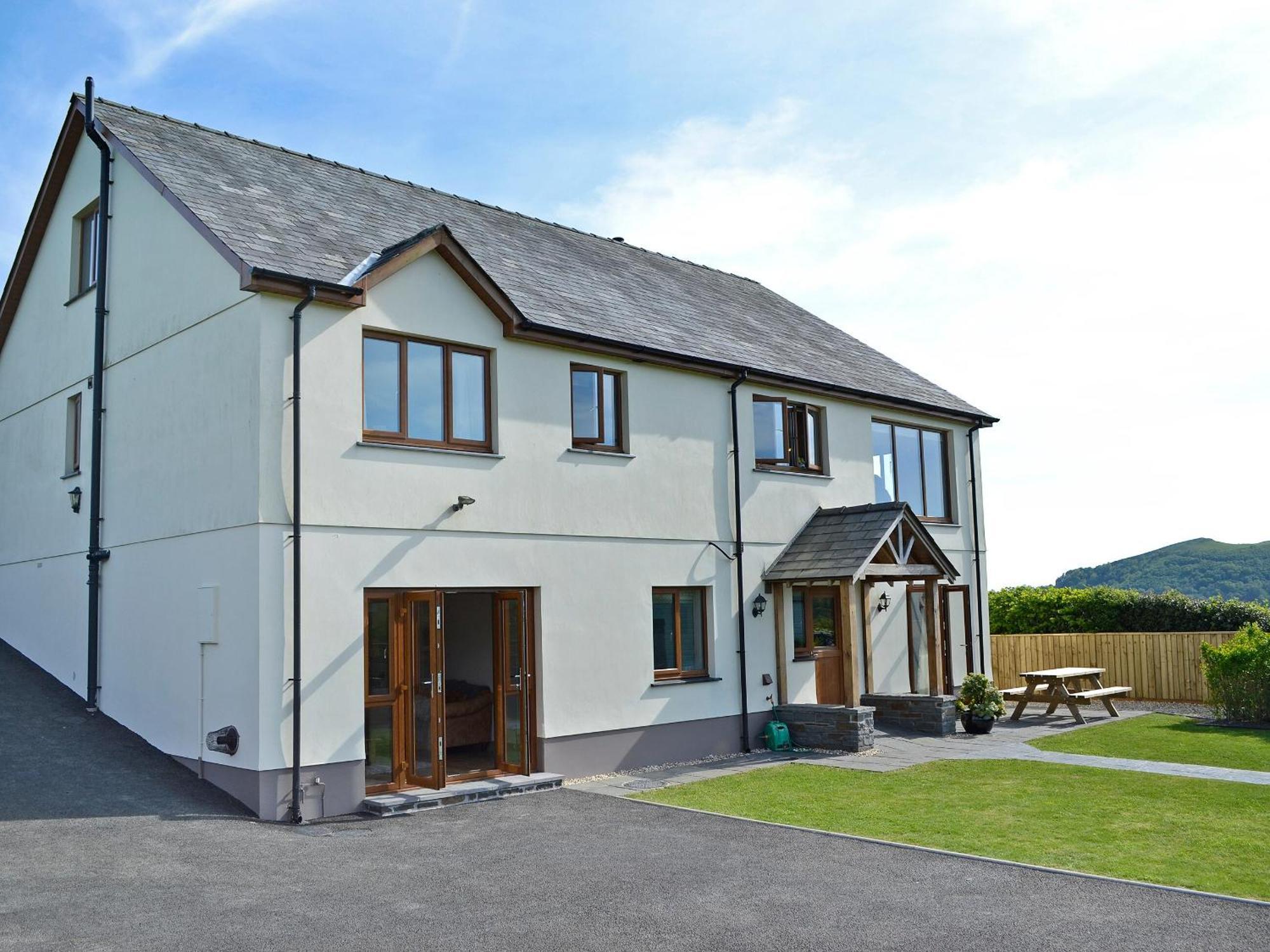 Maes Y Bryn Farmhouse Llanwrda Exterior foto